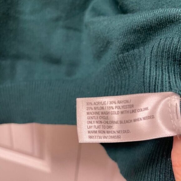 Vintage Turtleneck Sweater Green - Picture 5 of 9